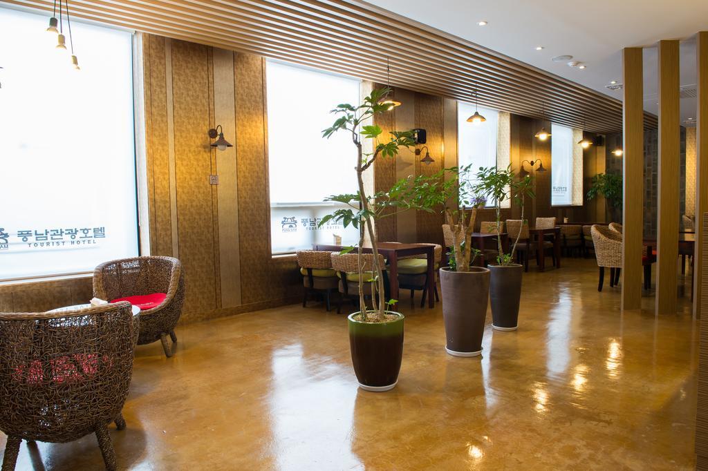 Pungnam Tourist Hotel Jeonju Ngoại thất bức ảnh