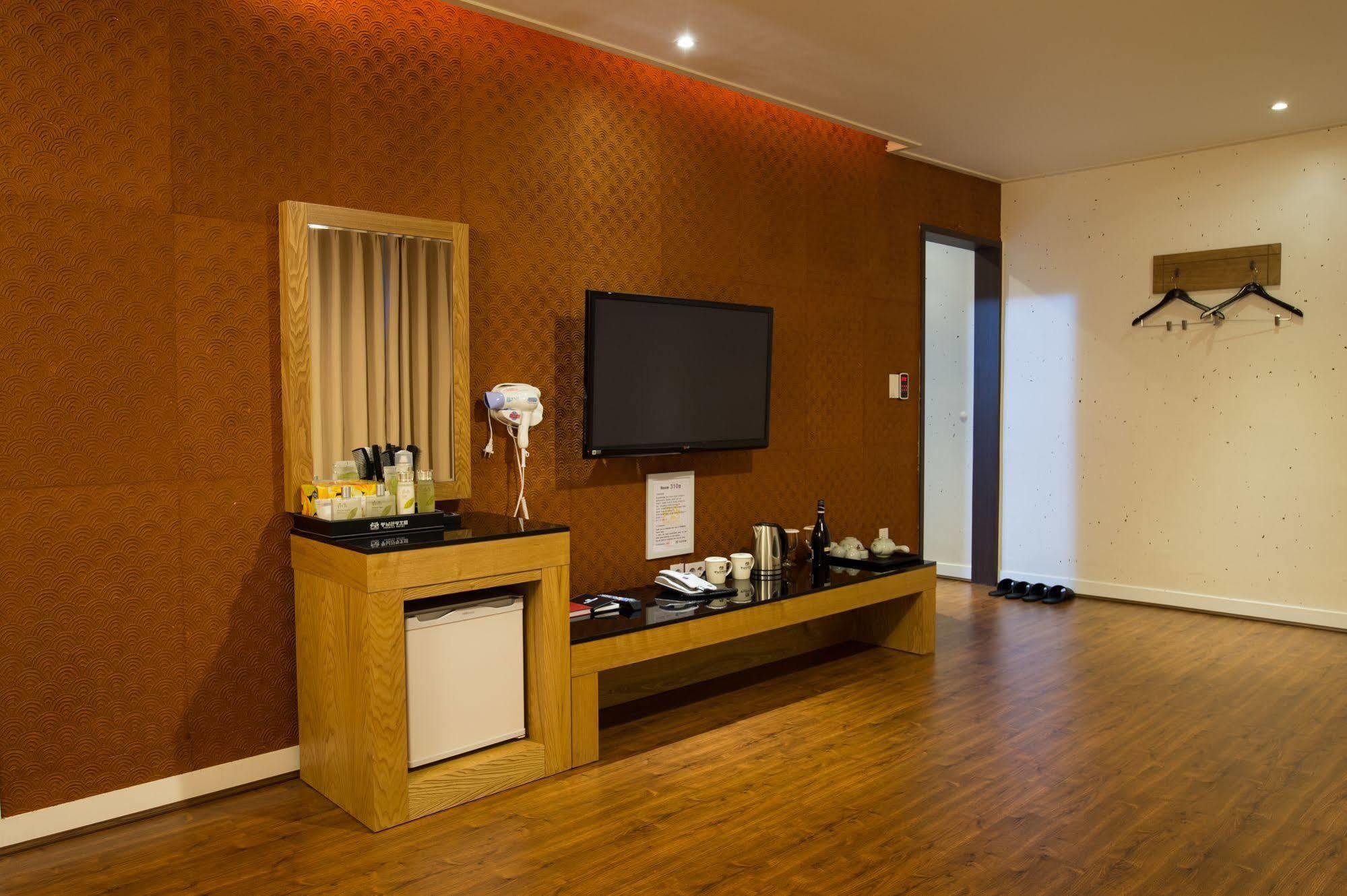 Pungnam Tourist Hotel Jeonju Ngoại thất bức ảnh